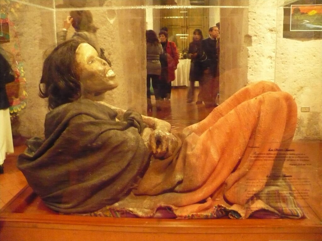 meet the well preserved lady of ampato – a cruel death as a human sacrifice to the inca gods 5